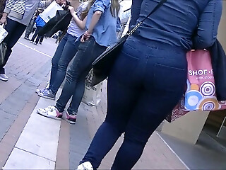 Candid Big Round Teen Ass In Jeans